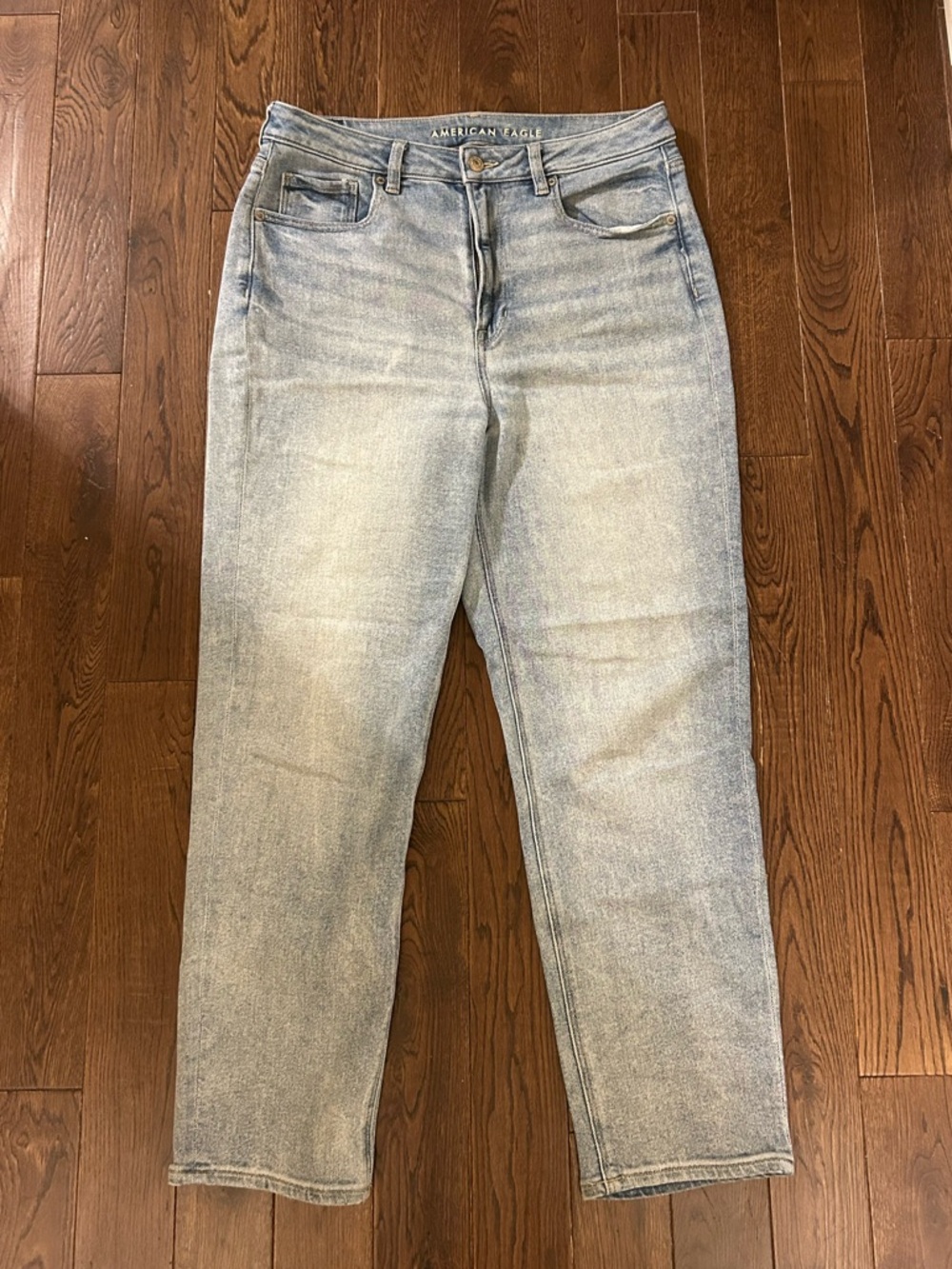 American Eagle Mom Jeans